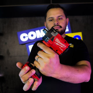 KIT LLAVE IMPACTO COMPACTA 1/2" M18 FUEL  MILWAUKEE - SKU 2855-22